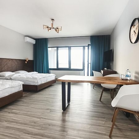 Sofia Hotel Velyka Omelyana ภายนอก รูปภาพ