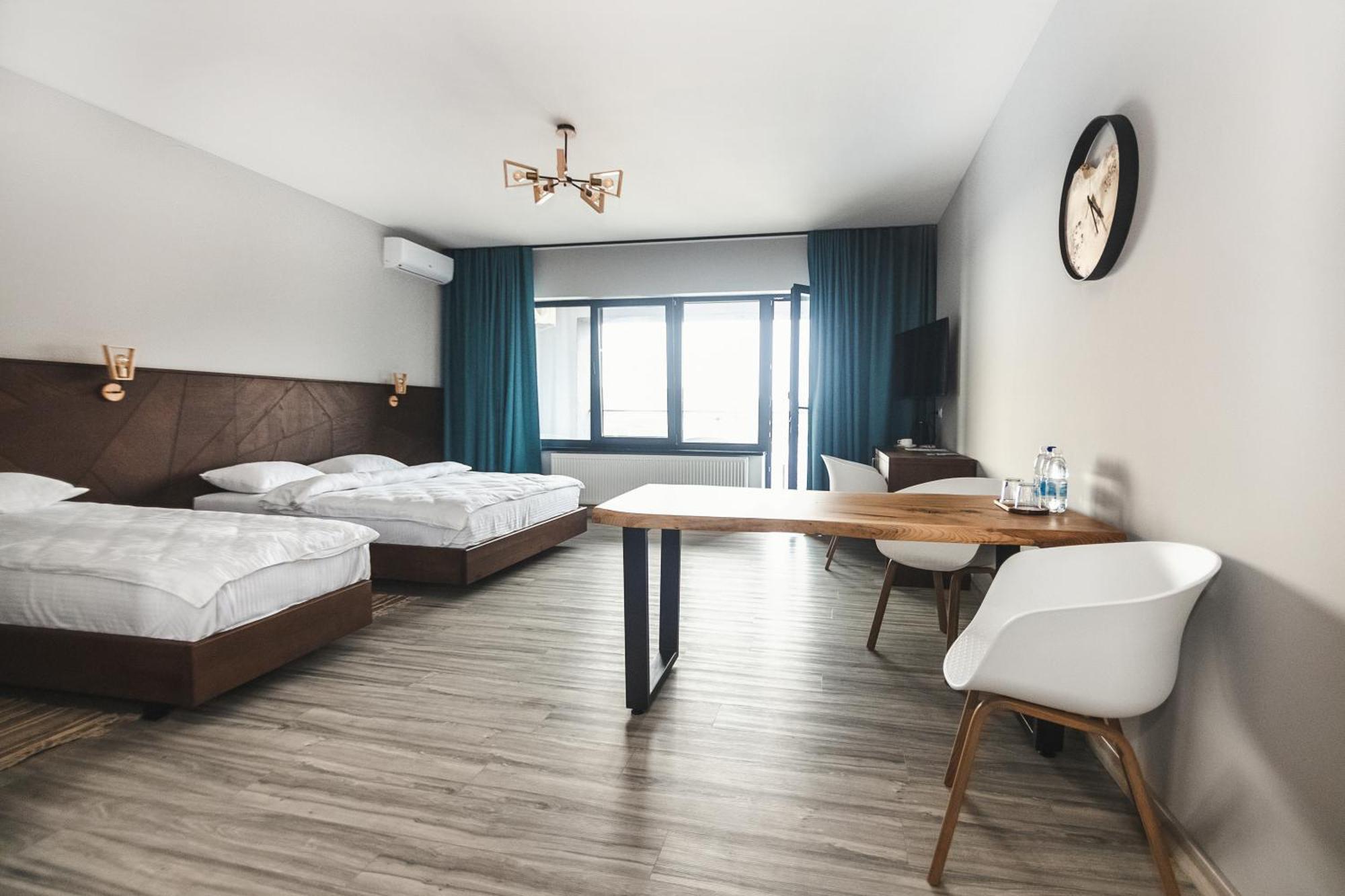 Sofia Hotel Velyka Omelyana ภายนอก รูปภาพ
